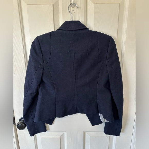 Banana Republic Navy Cutaway Blazer. Size 00 Petite. - Picture 5 of 8